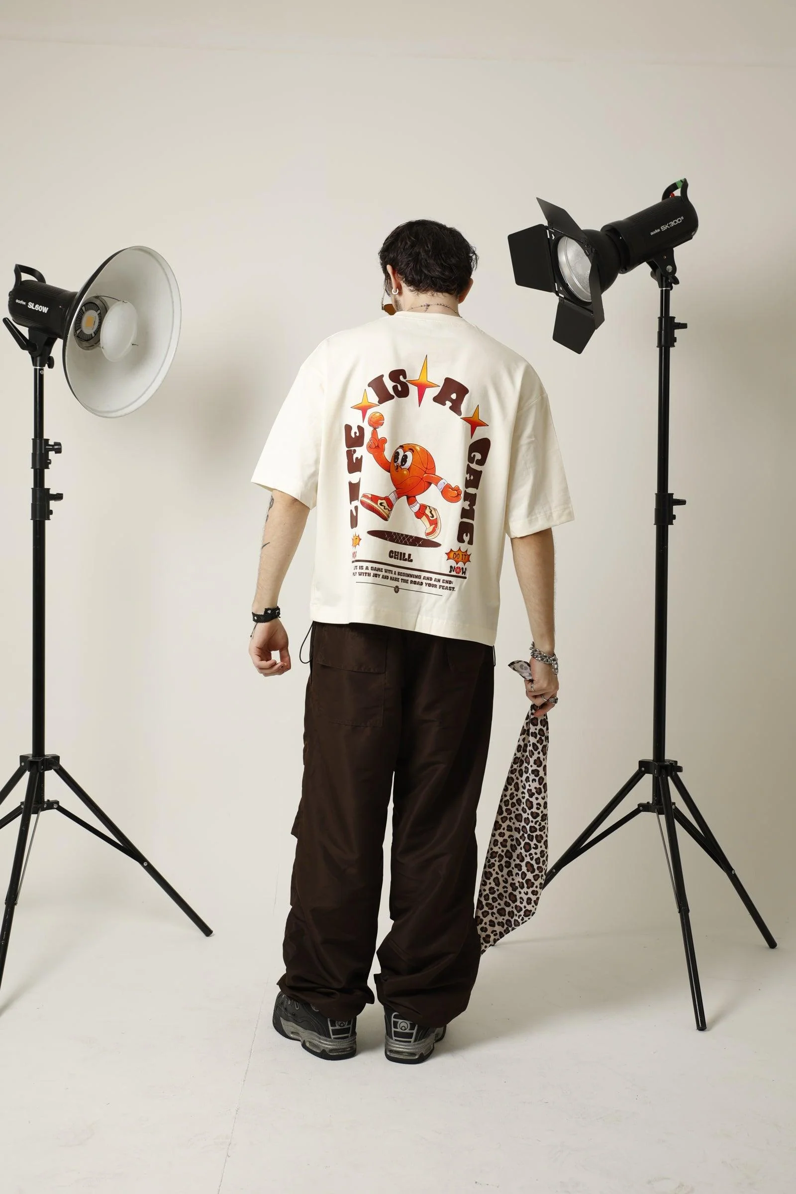 Camiseta Life Is a Game - Image 3