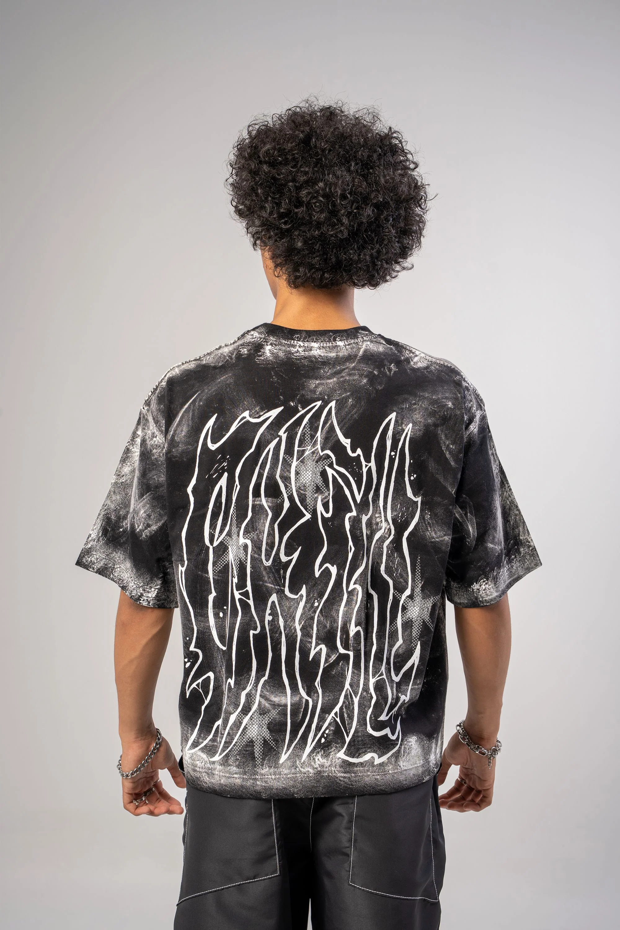 Camiseta Distressed Chill Lover Club
