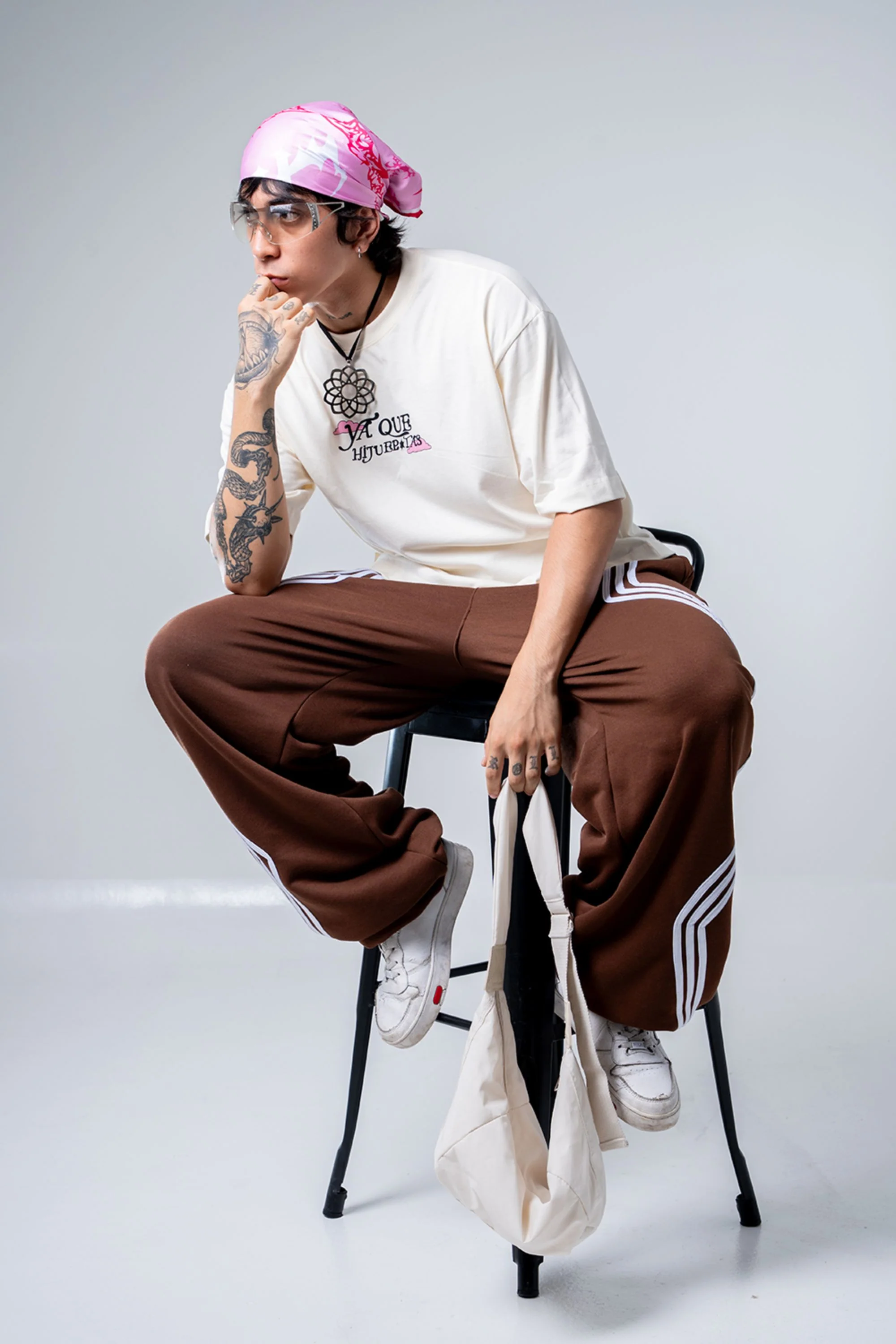 Camiseta Ya Que Hijuemadres - Image 3