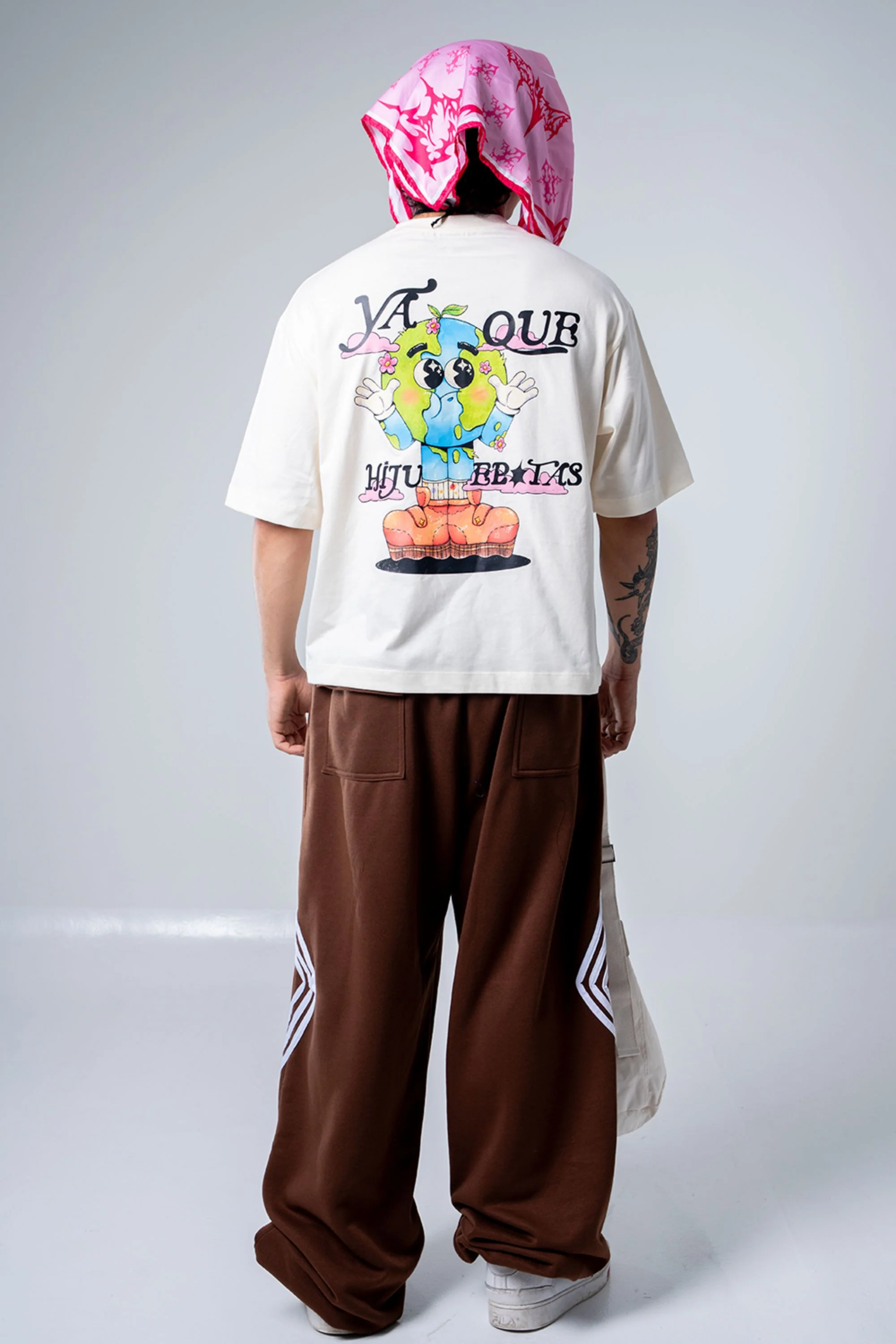Camiseta Ya Que Hijuemadres - Image 4