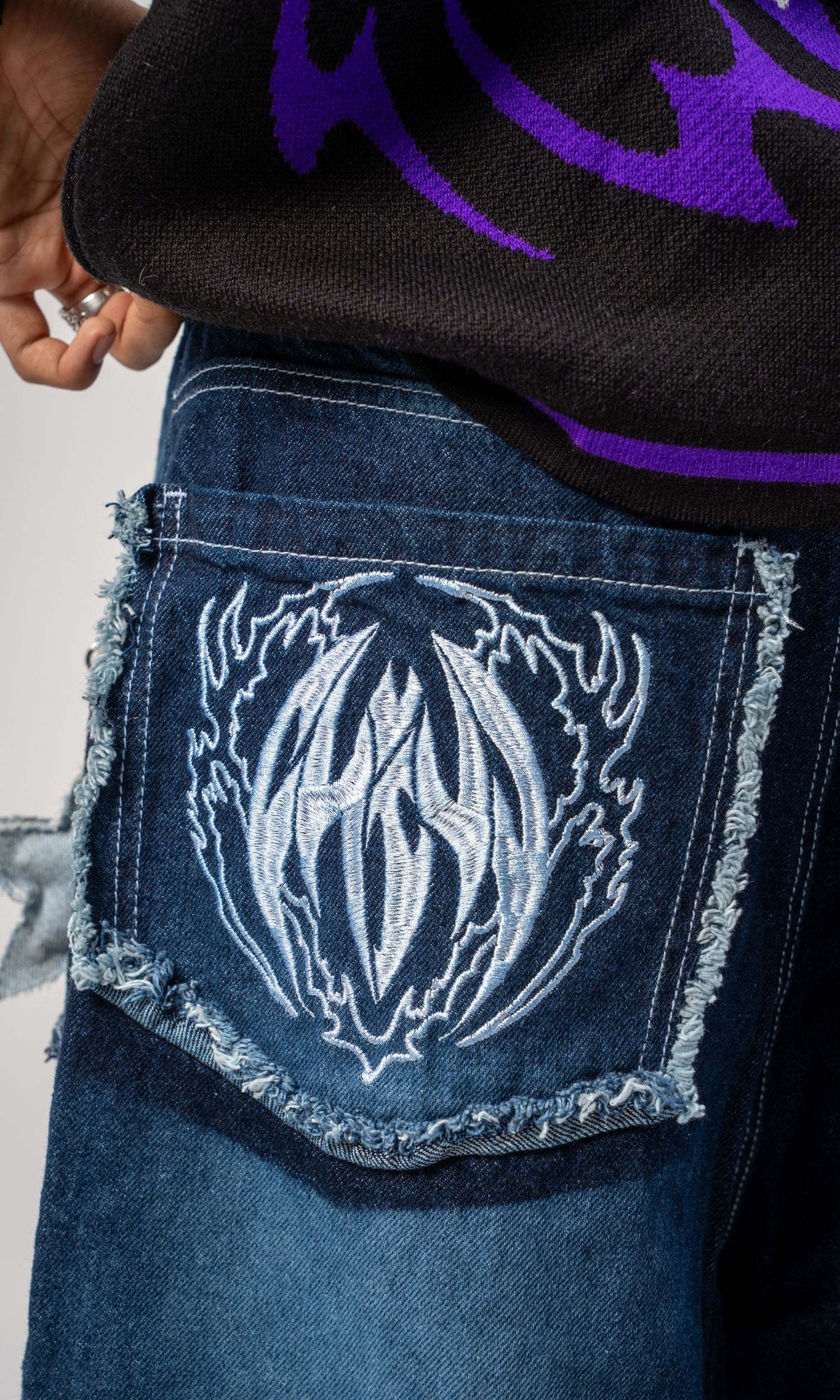 Frayed Jean - Image 5