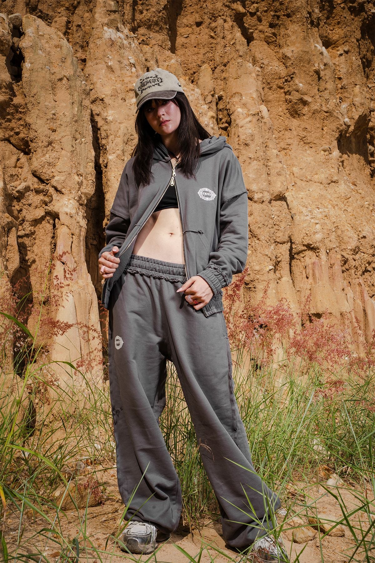 Hoodie Lace Raw Edge - Image 3