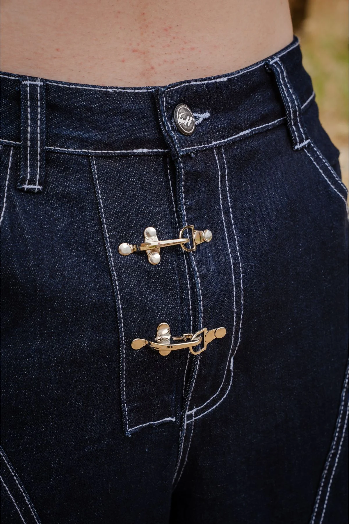 LOCKED JEAN - Image 3