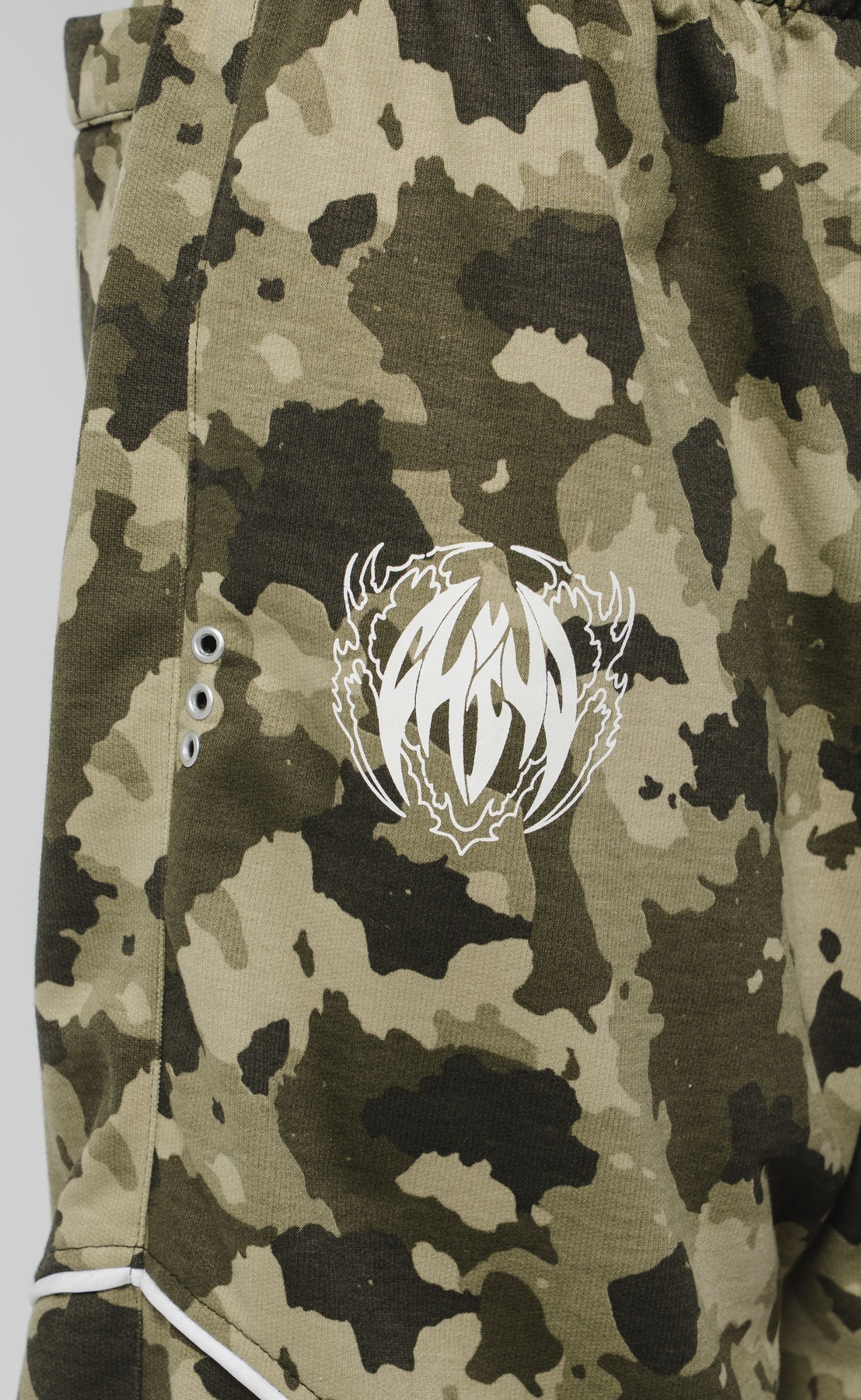 Sudadera Camo - Image 3