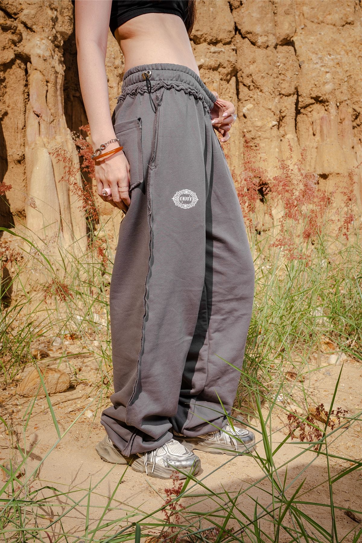 Sudadera Lace Raw edge - Image 6