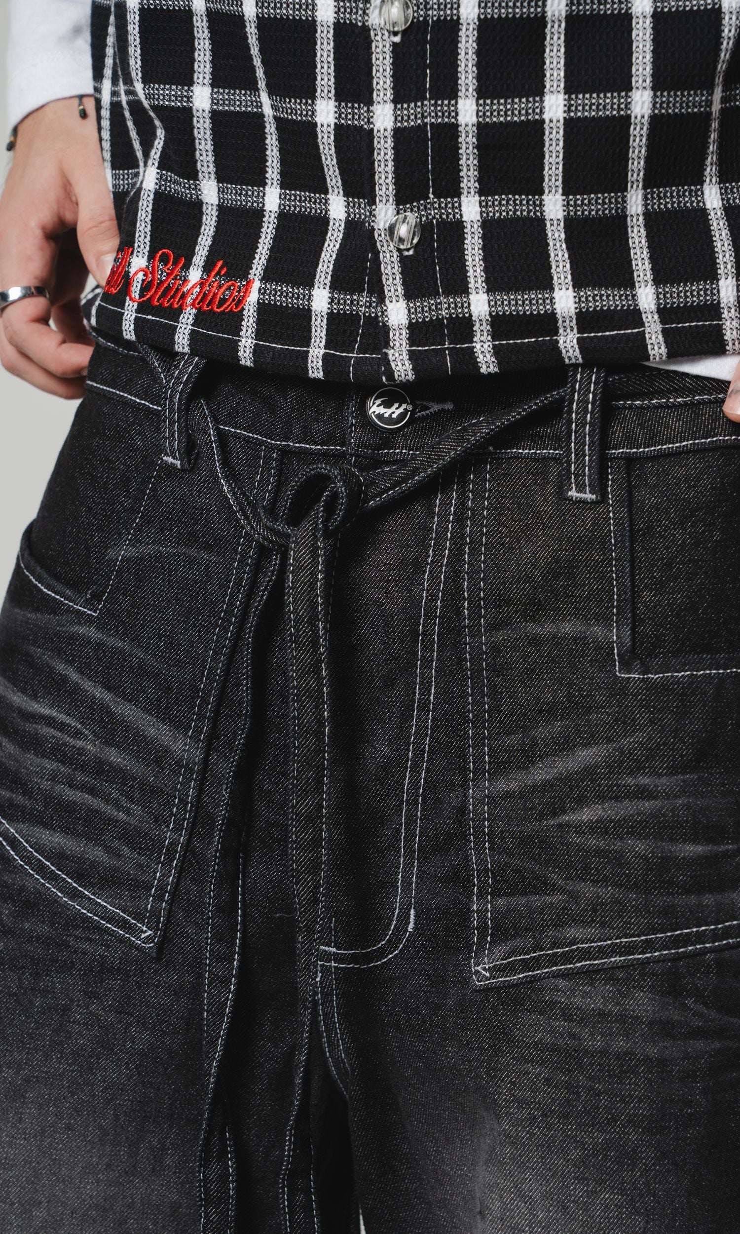 Twisted Cargo Jean - Image 4